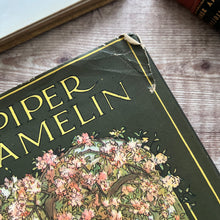 Load image into Gallery viewer, 1974 The Pied Piper of Hamelin by Robert Browning; Illustrated by Kate Greenaway (Et)