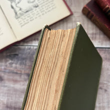 Load image into Gallery viewer, 1910 The Ideal Garden by HH Thomas Late Edwaridan Fine Cloth Binding