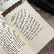 Load image into Gallery viewer, 1907 Poems by Wordsworth Pretty Floral Edwardian Binding Antique Book Poetical Works