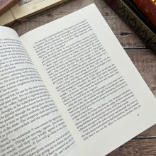 Load image into Gallery viewer, Don't Look Now by Daphne Du Maurier Folio Society with Slipcase 2007 Short Stories