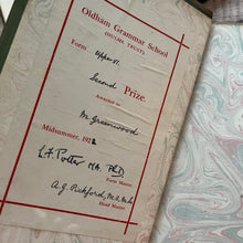 Load image into Gallery viewer, 1898 The Natural History of Selbourne; Half Calf Leather Binding Illustrated Book
