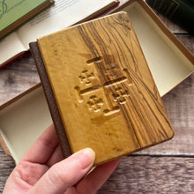 Load image into Gallery viewer, The Sunday Companion Scripture Birthday Book in Presentation Box
