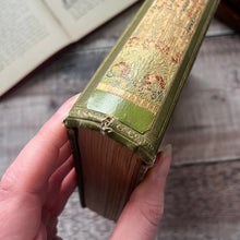 Load image into Gallery viewer, 1910 The Ideal Garden by HH Thomas Late Edwaridan Fine Cloth Binding
