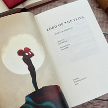 Load image into Gallery viewer, 2009 Lord of the Flies by William Golding Illustrated Folio Society Book with Slipcase
