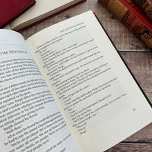 Load image into Gallery viewer, 2009 Lord of the Flies by William Golding Illustrated Folio Society Book with Slipcase
