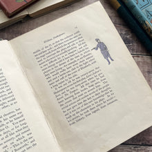 Load image into Gallery viewer, The Gateway to Shakespeare Beautiful Illustrated Antique Book
