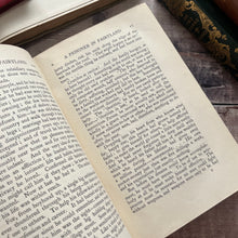 Load image into Gallery viewer, 1922 A Prisoner in Fairyland by Algernon Blackwood Vintage Book by Macmillan

