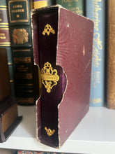 Load image into Gallery viewer, Petit Paroissien; Traditional French Catholic Prayer Book in Velvet Binding (et)
