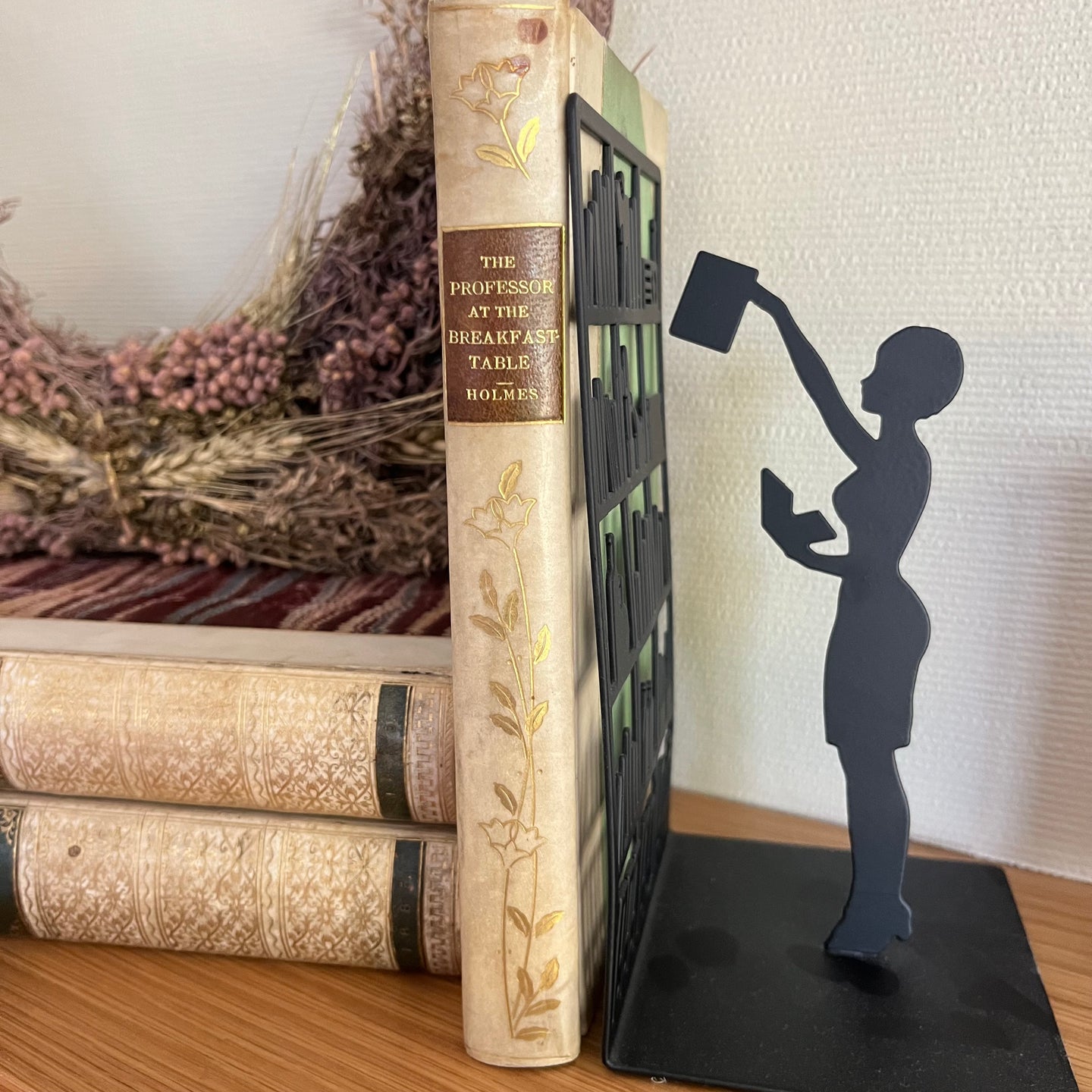 1905 The Professor at the Breakfast Table by Oliver Wendell Holmes Illustrated by CE Brock