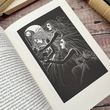 Load image into Gallery viewer, 2009 Dracula by Bram Stoker Folio Society with Slipcase
