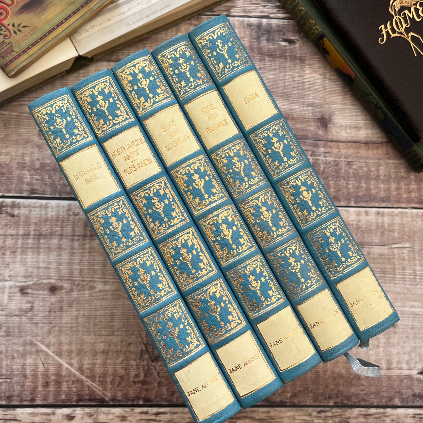 The Novels of Jane Austen Full Lambskin Luxury Binding 23ct Gold Beautiful Book Set (Et)