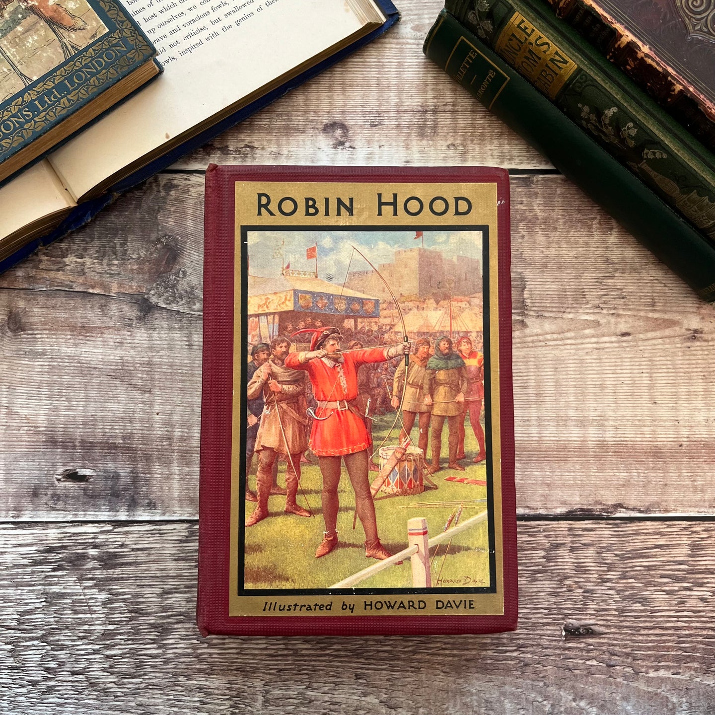 Robin Hood and His Life In the Merry Greenwood Illustrated Antique Book