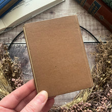 Load image into Gallery viewer, The Daily Motto Book A Birthday Calendar Pretty Floral Binding Pocket Book
