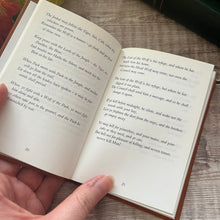 Load image into Gallery viewer, Rudyard Kipling Anthology Verse and Poetry Small Pocket Book 1994
