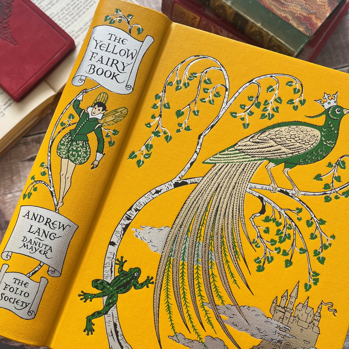 Yellow Fairy Book by Andrew Lang Folio Society Popular Collector's Edition Book