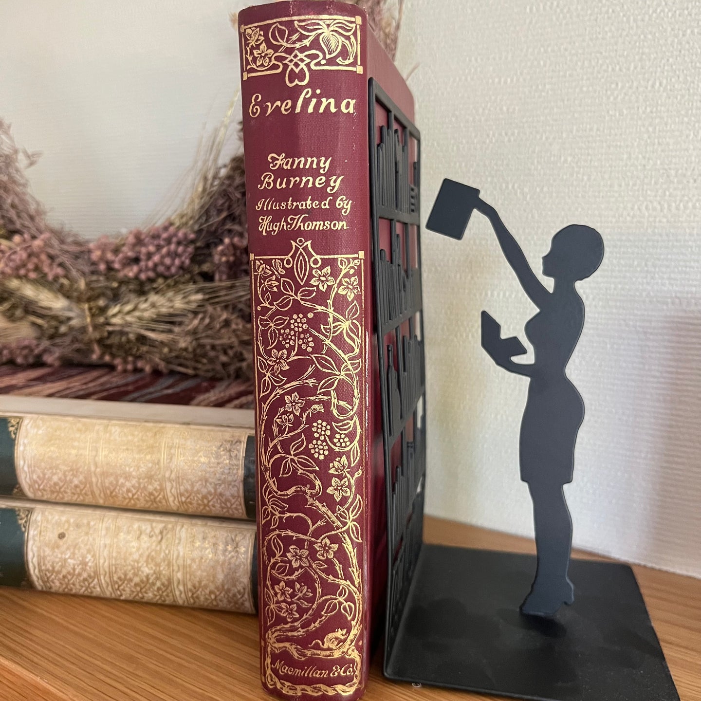 1932 Evelina by Frances Burney Illustrated by Hugh Thomson Book